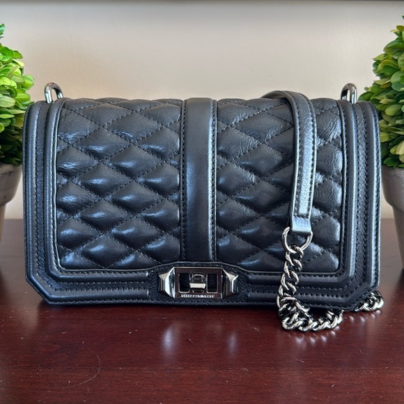 REBECCA MINKOFF QUILTED LOVE 🖤BLACK🖤 LEATHER SHOULDER CROSSBODY BAG 🌟EUC🌟 - Picture 4 of 17